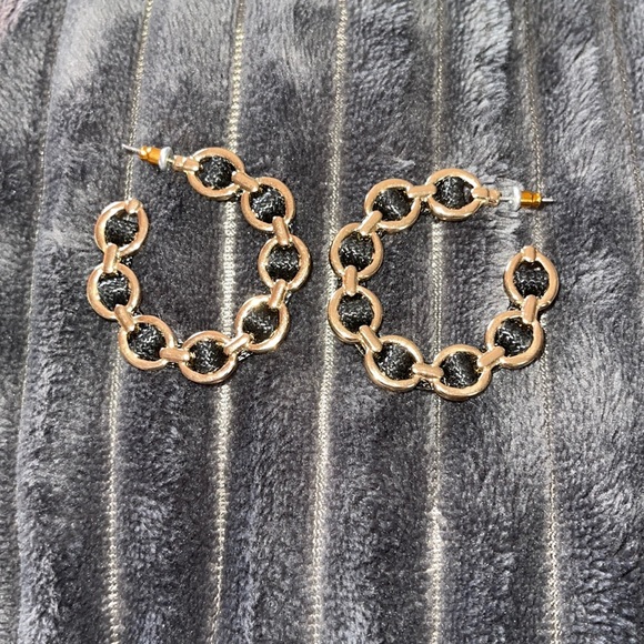 Jewelry Gold Chain Link Hoops With Black Fabric Inside Poshmark
